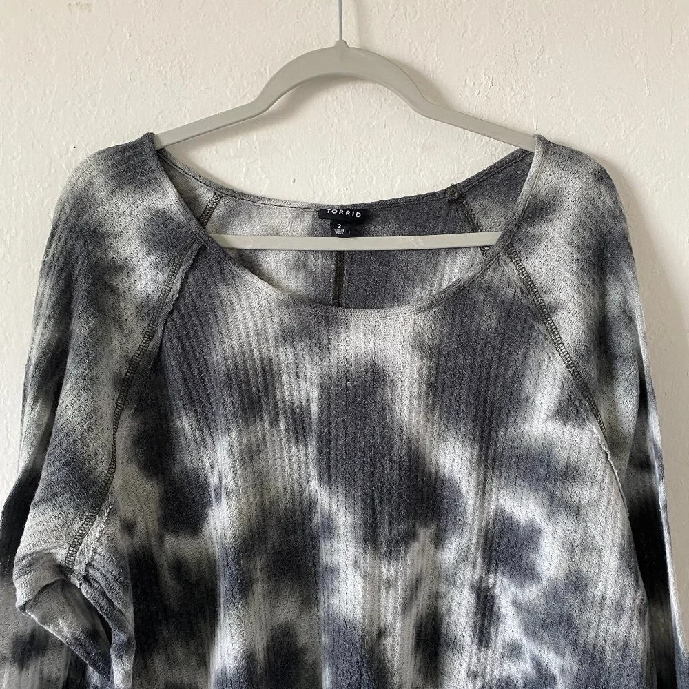 Torrid Womens Sweater Tie Dye Waffle Knit Plus Size 2 Scoop Neck Long Sleeve - Picture 3 of 14